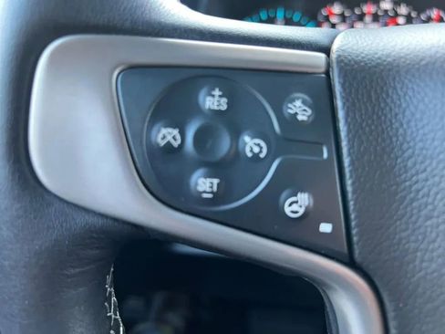 Used 2018 GMC Yukon Denali image 48