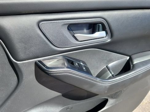 Certified 2024 Nissan Rogue SV AWD/4WD image 14