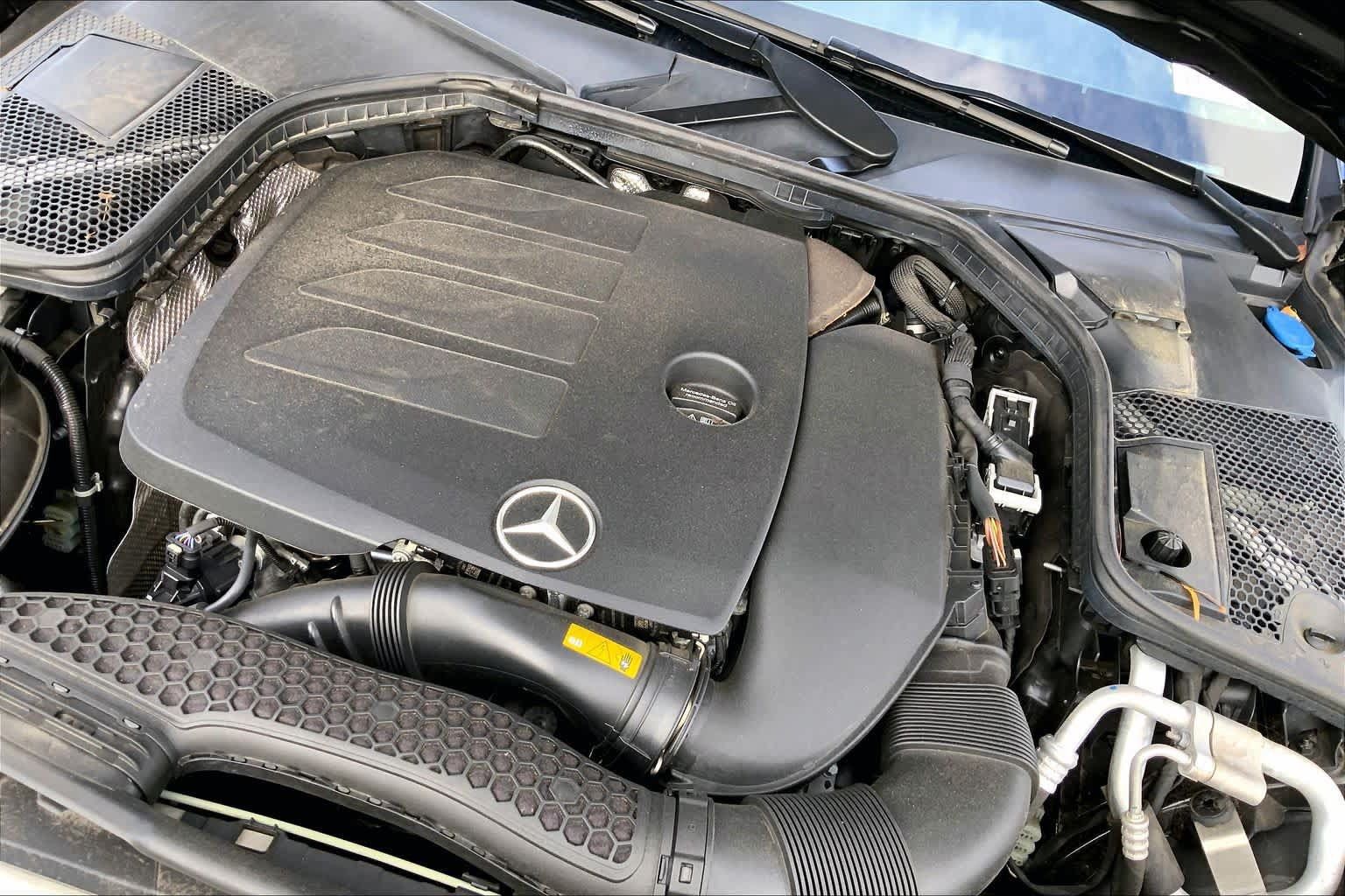 Used 2023 Mercedes-Benz C 300 4MATIC Coupe image 33