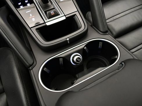 Used 2023 Porsche Cayenne S image 34