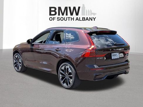 Used 2026 Volvo XC60 B5 Plus w/ Climate Package AWD/4WD image 5