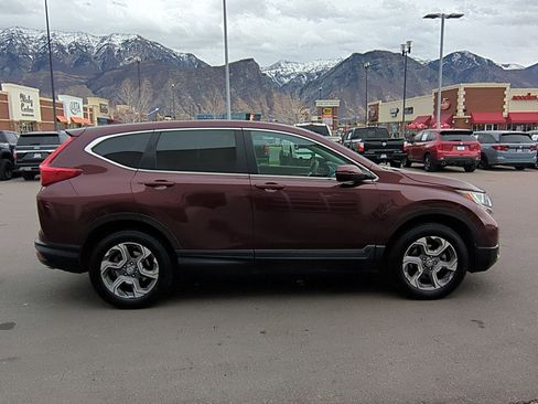 Used 2018 Honda CR-V EX image 2