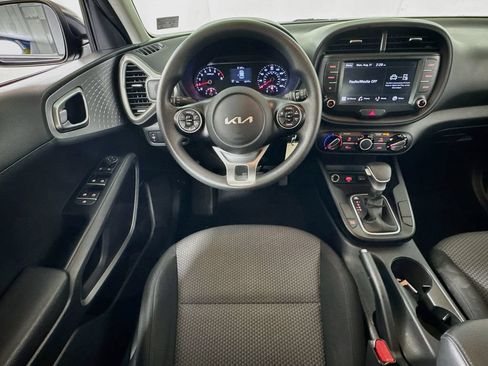 Used 2022 Kia Soul LX FWD image 20