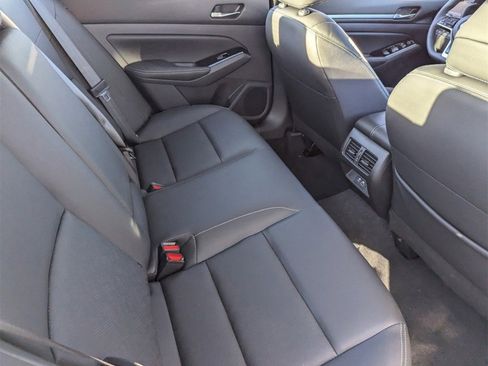 New 2025 Nissan Altima 2.5 SL image 26