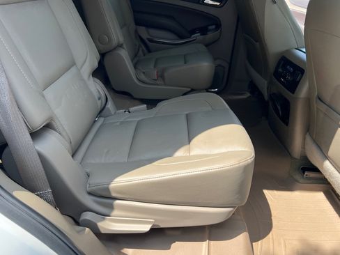 Used 2016 Chevrolet Tahoe LT RWD image 13