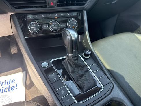 Used 2019 Volkswagen Jetta SE FWD image 15