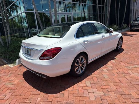 Used 2017 Mercedes-Benz C 300 Sedan image 7
