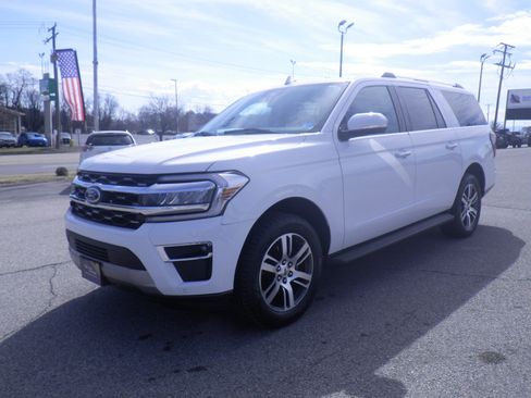 Certified 2024 Ford Expedition Max Limited image 3