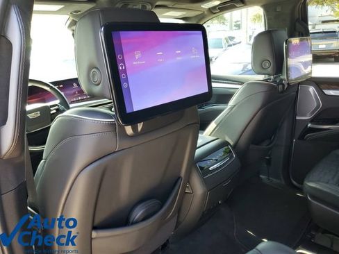 Used 2025 Cadillac Escalade Sport Platinum AWD/4WD image 14