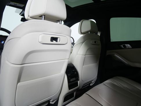 Used 2026 BMW X6 xDrive40i image 18