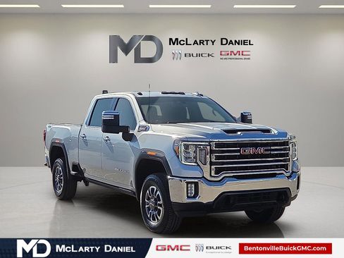 Used 2022 GMC Sierra 3500 SLT w/ SLT Convenience Package image 1