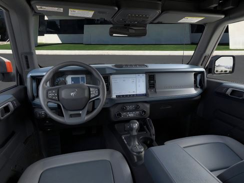 New 2024 Ford Bronco Outer Banks image 9