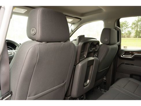 Used 2024 GMC Sierra 1500 Elevation image 12