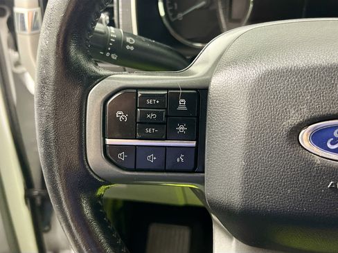 Used 2022 Ford F150 XLT w/ Equipment Group 302A High RWD image 18