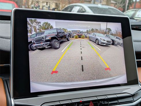 Certified 2024 Jeep Compass Limited image 22