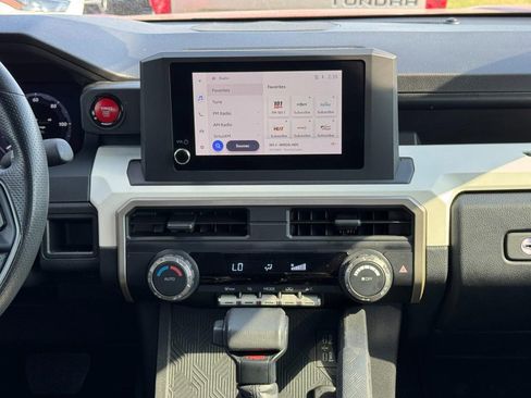 Used 2024 Toyota Tacoma image 13