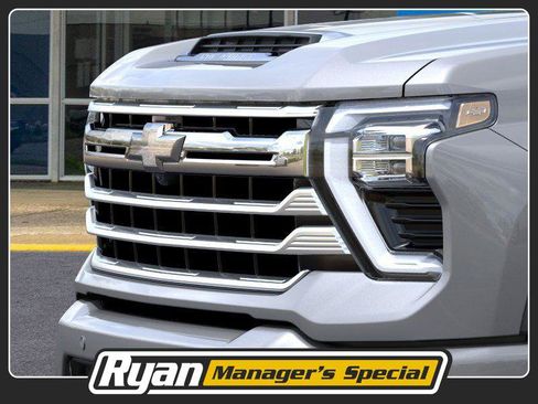 New 2026 Chevrolet Silverado 2500 High Country w/ Technology Package image 13