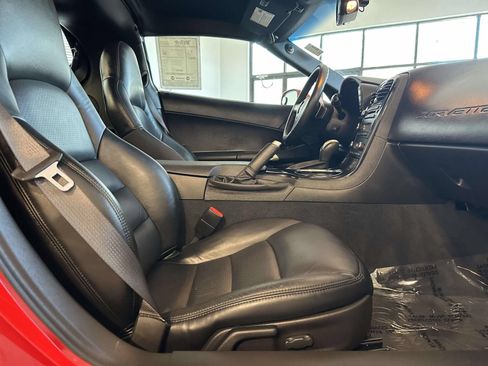 Used 2008 Chevrolet Corvette Coupe w/ Preferred Equipment Group RWD image 24