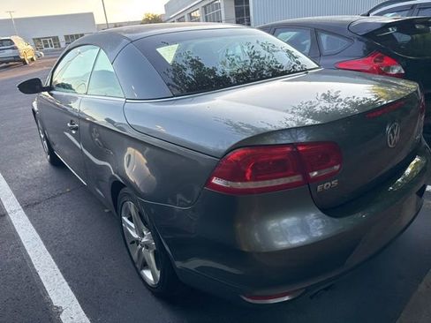 Used 2012 Volkswagen Eos Lux FWD image 8