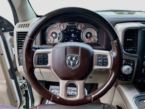 Used 2017 RAM 1500 Laramie Longhorn AWD/4WD image 11