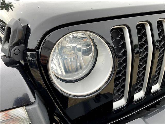 Used 2021 Jeep Gladiator Overland w/ Popular Equipment Package AWD/4WD image 25