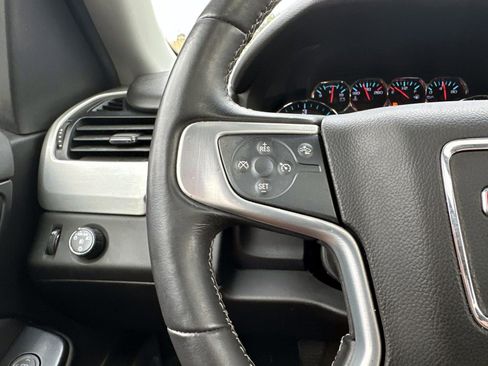 Used 2020 GMC Yukon SLT image 31