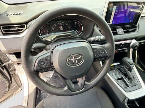 Used 2024 Toyota RAV4 XLE w/ Convenience Package image 40
