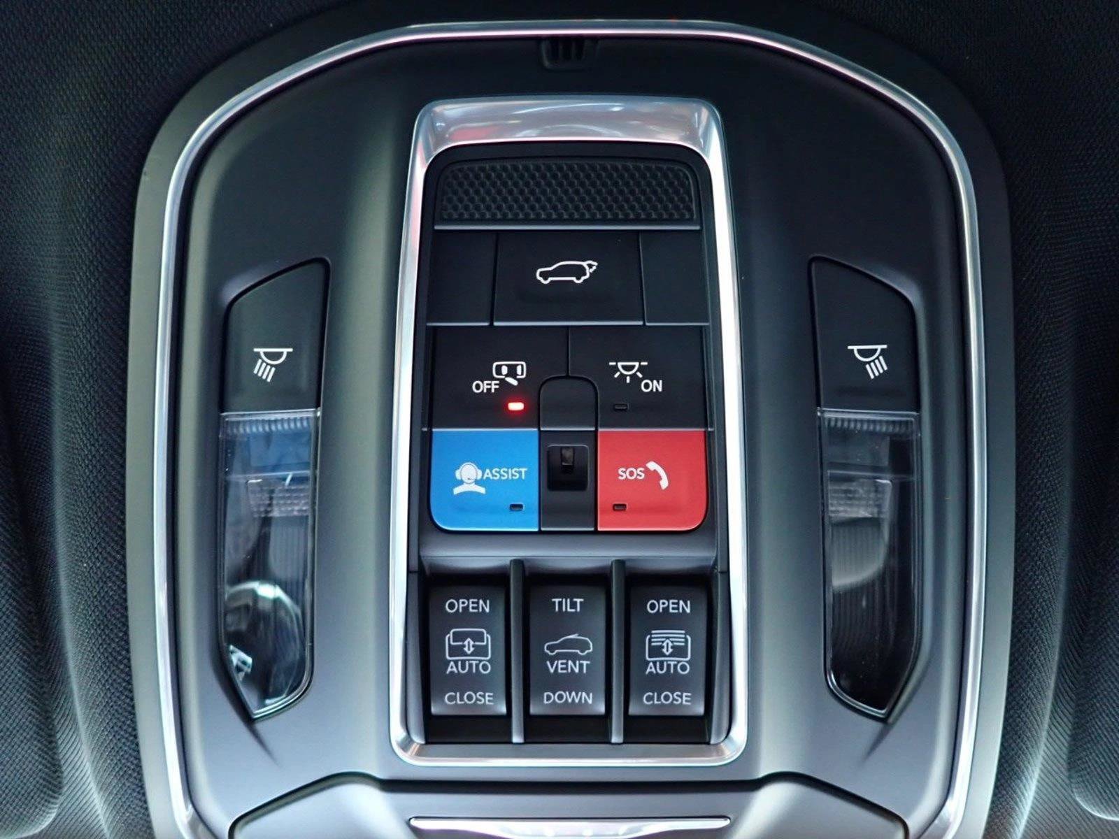 New 2026 Jeep Grand Cherokee Limited w/ Limited Altitude Package AWD/4WD image 25