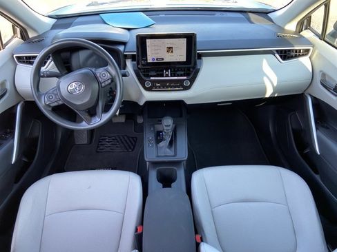 Used 2026 Toyota Corolla Cross L FWD image 47