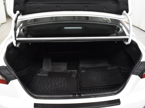 Certified 2025 Toyota Camry SE image 11