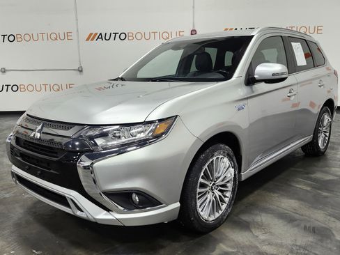 Used 2022 Mitsubishi Outlander SEL image 14