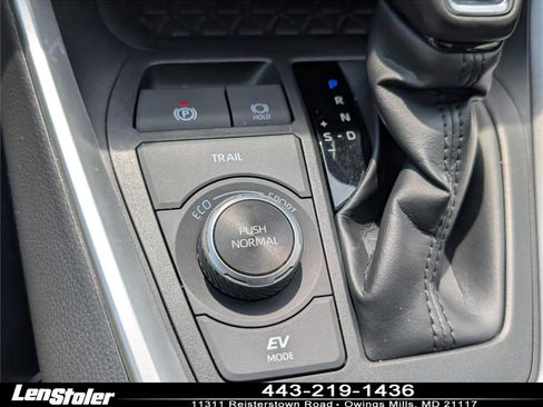 Used 2024 Toyota RAV4 XLE Premium AWD/4WD image 25