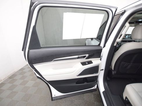 Used 2021 Kia Telluride S image 11