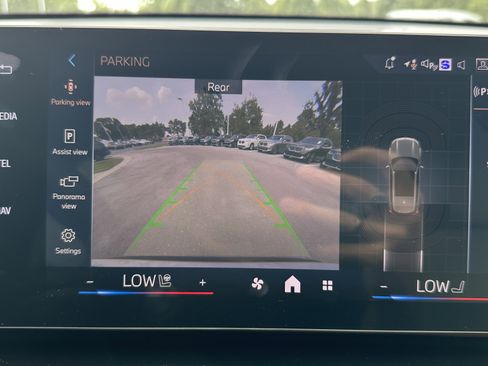 Used 2026 BMW X1 xDrive28i w/ Convenience Package image 23