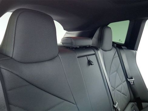 Used 2025 BMW iX xDrive50 w/ Premium Package image 27