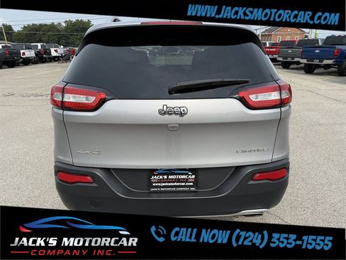 Used 2016 Jeep Cherokee Limited AWD/4WD image 11