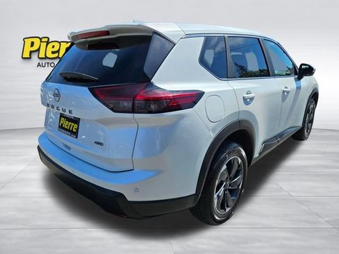 Used 2025 Nissan Rogue SV AWD/4WD image 5