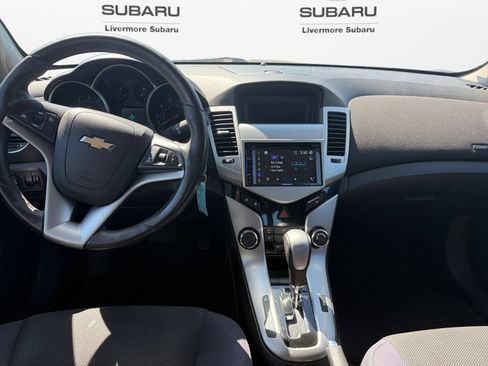 Used 2012 Chevrolet Cruze LT FWD image 12