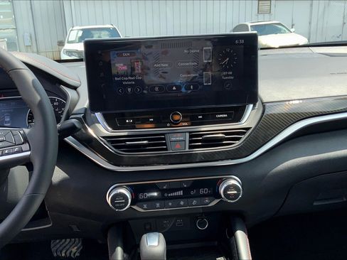 New 2025 Nissan Altima 2.5 SR image 7