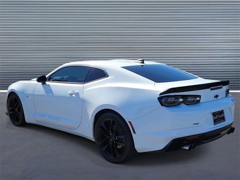 Used 2019 Chevrolet Camaro LT w/ 1LE Track Performance Package image 4