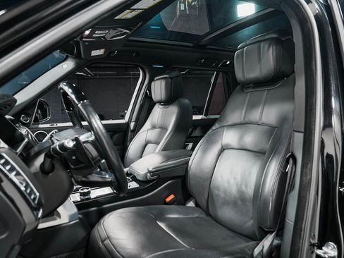 Used 2020 Land Rover Range Rover HSE image 29