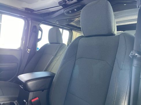 New 2026 Jeep Wrangler Unlimited Sport AWD/4WD image 15