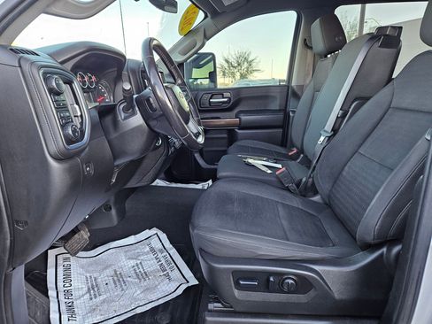 Used 2022 Chevrolet Silverado 2500 LT w/ Convenience Package image 16