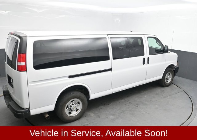 Used 2024 Chevrolet Express 3500 LS RWD image 26