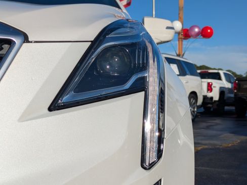 Used 2022 Cadillac XT5 Premium Luxury w/ Technology Package image 30