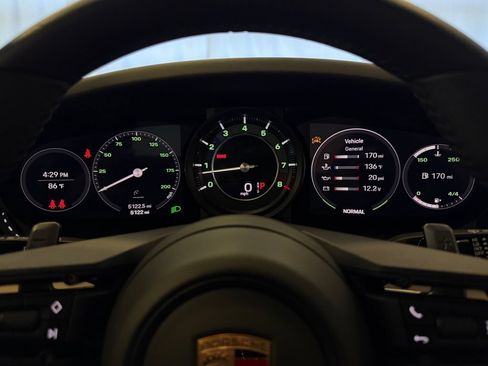 Certified 2024 Porsche 911 Targa 4S AWD/4WD image 20