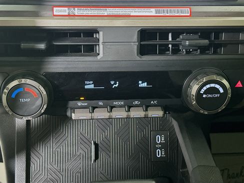 Used 2025 Toyota Tacoma SR5 image 22