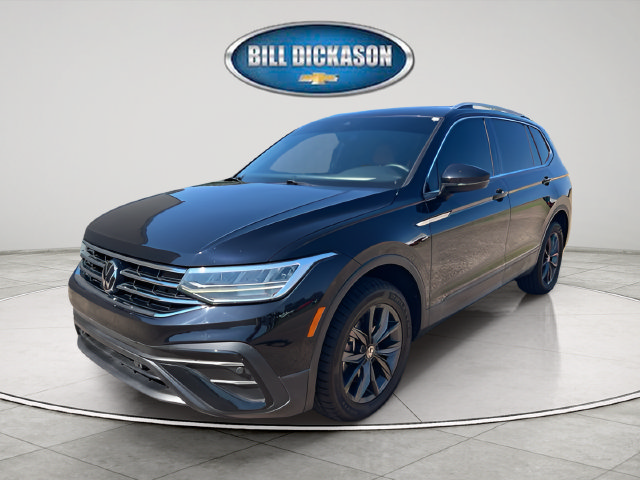 Used 2023 Volkswagen Tiguan SE AWD/4WD image 3