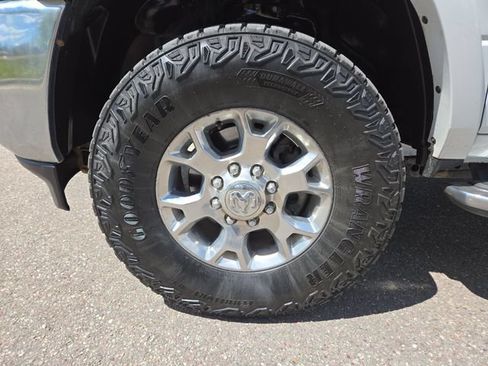 Used 2020 RAM 2500 Laramie AWD/4WD image 7