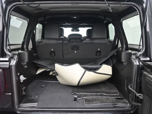 Used 2024 Jeep Wrangler Unlimited Rubicon AWD/4WD image 30